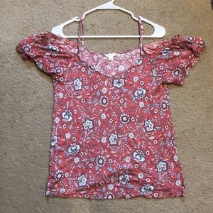 Fun top from Aeropostale. Size medium.